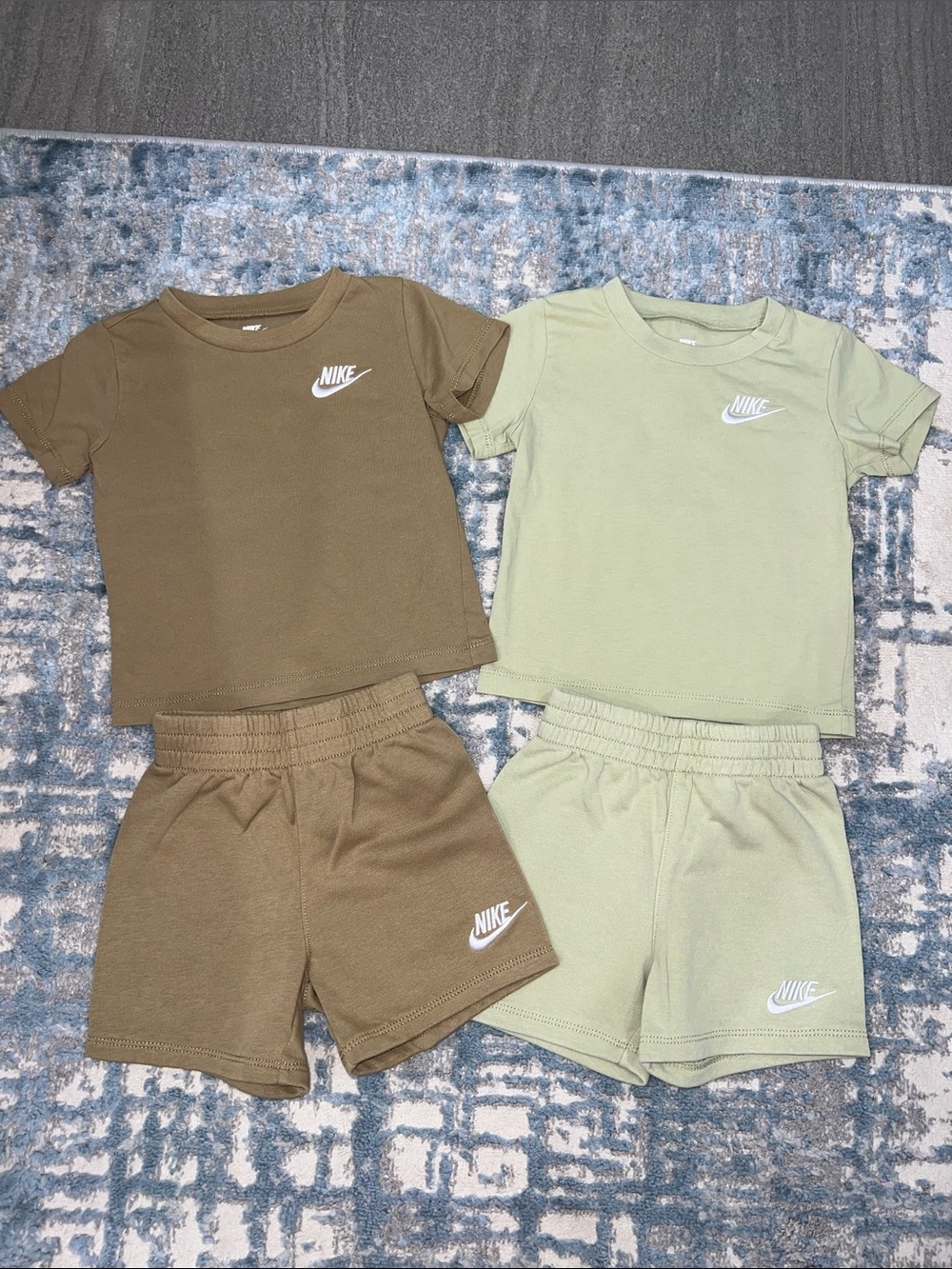 Nike Kids Two-Piece Set - Olive & Sage